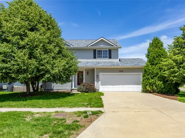 725 SE Ashton Ct, Waukee, IA 50263