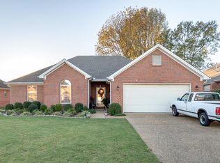 213 Woodcrest Dr, Florence, AL 35630