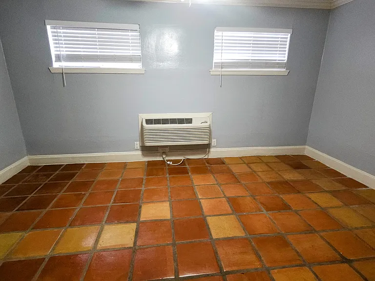 4414 Yupon St #5 — Photo 9