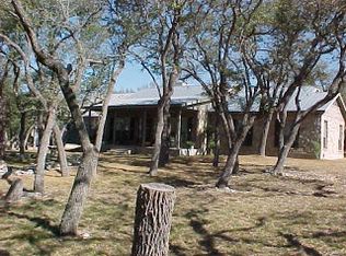 280 Broken Spur, Ingram, TX 78025