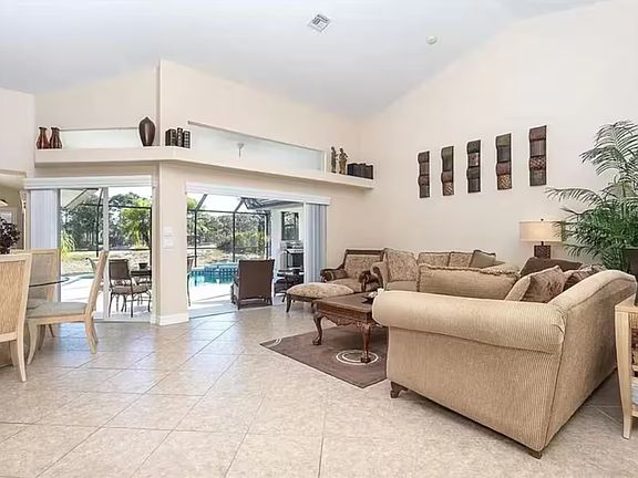 5th image of 30 Pinehurst Pl