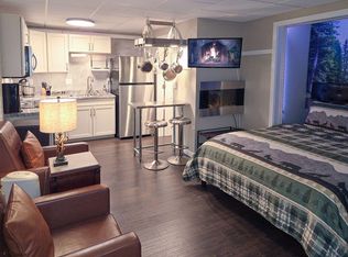 14 Overlook #B, Snowshoe, WV 26209