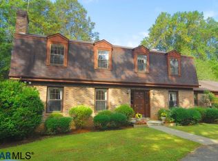 1073 Durrett Ridge Rd, Earlysville, VA 22936