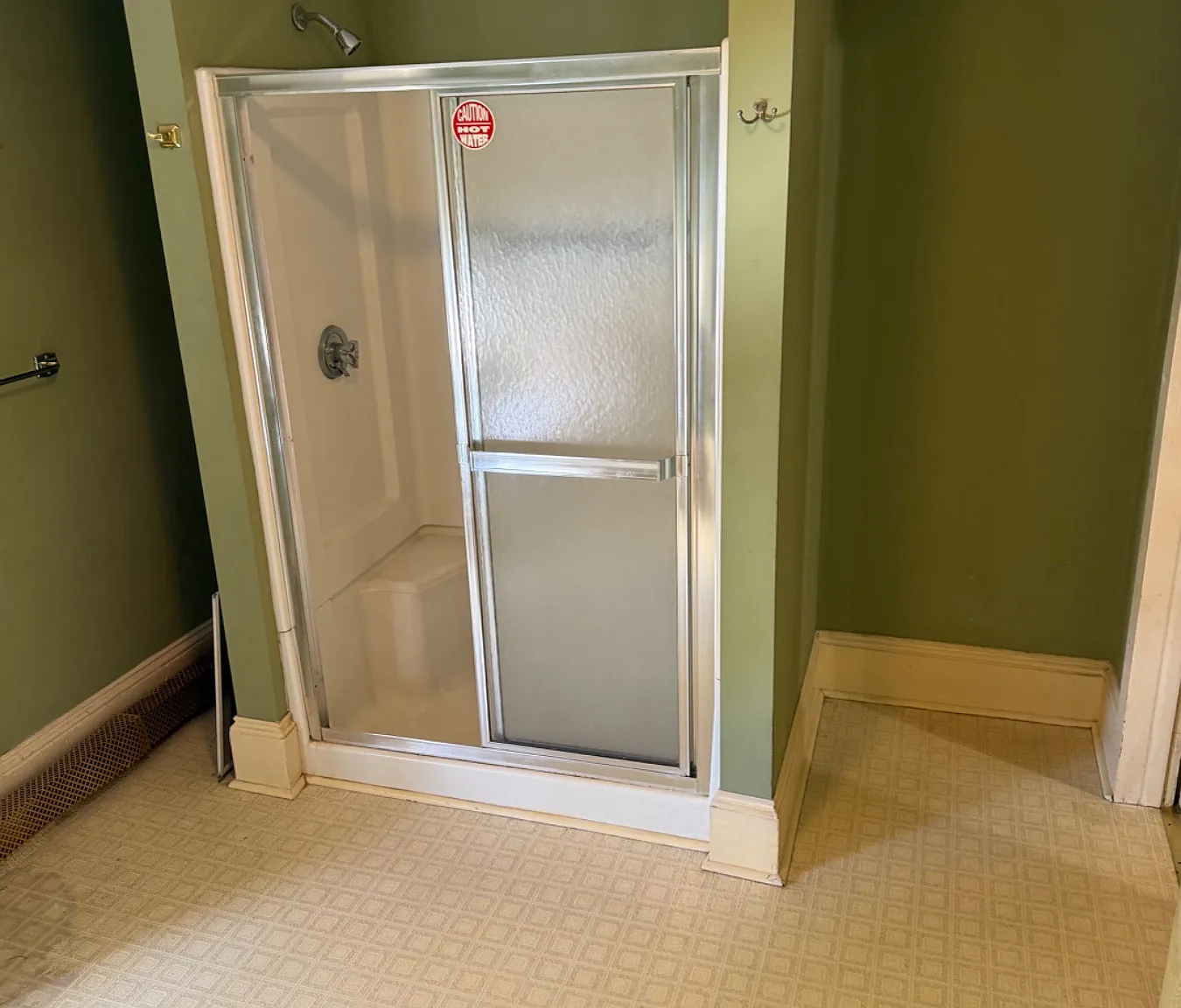 2 bed, 800 sqft, $925 — Photo 1