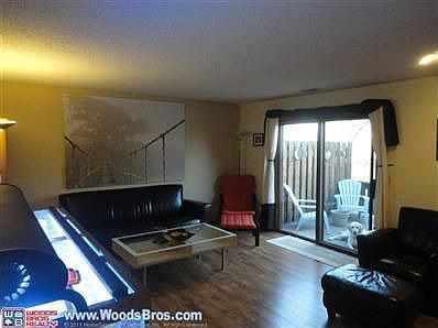 4th image of 2928 Londonshire Ct
