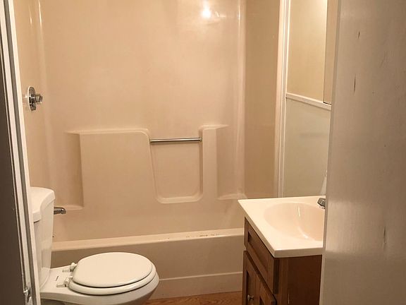 3rd image of 27 Dexter Ct #B2