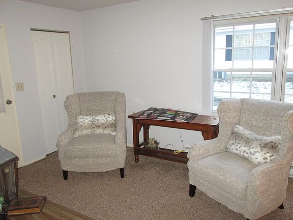 4th image of 1036 Aberdeen Drive #A