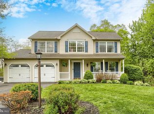 6319 Valleybrook Dr, Mechanicsburg, PA 17050