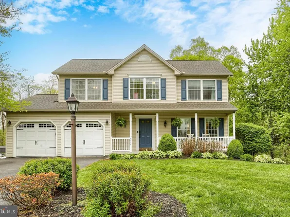 6319 Valleybrook Dr, Mechanicsburg, PA 17050