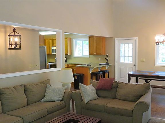 2nd image of 2384 Hopkins Dr