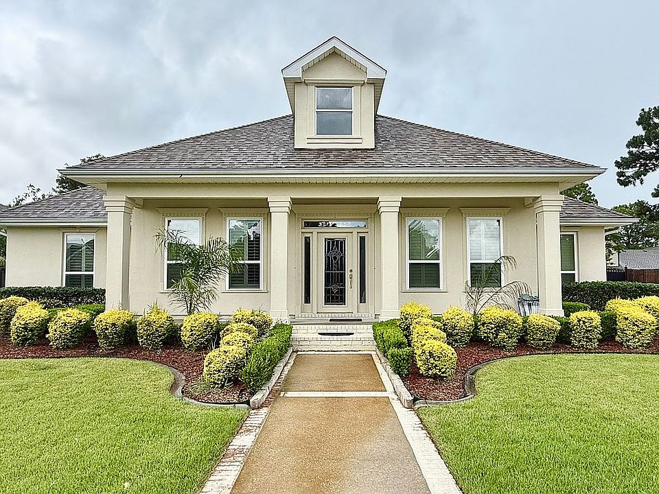 1st image of 3732 Lake Timberlane Dr