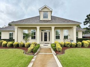 3732 Lake Timberlane Dr, Gretna, LA 70056