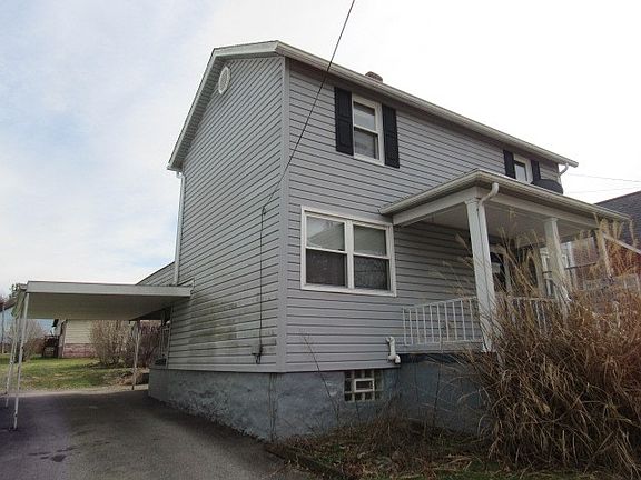2nd image of 117 Richmond St