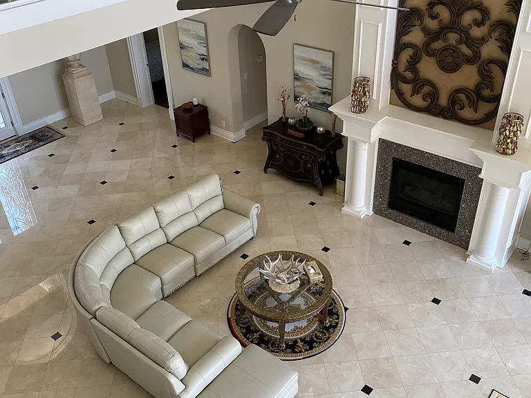 820 Columbus Dr — Photo 10