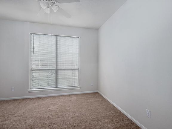5th image of 11919 Cottonwood Ln
