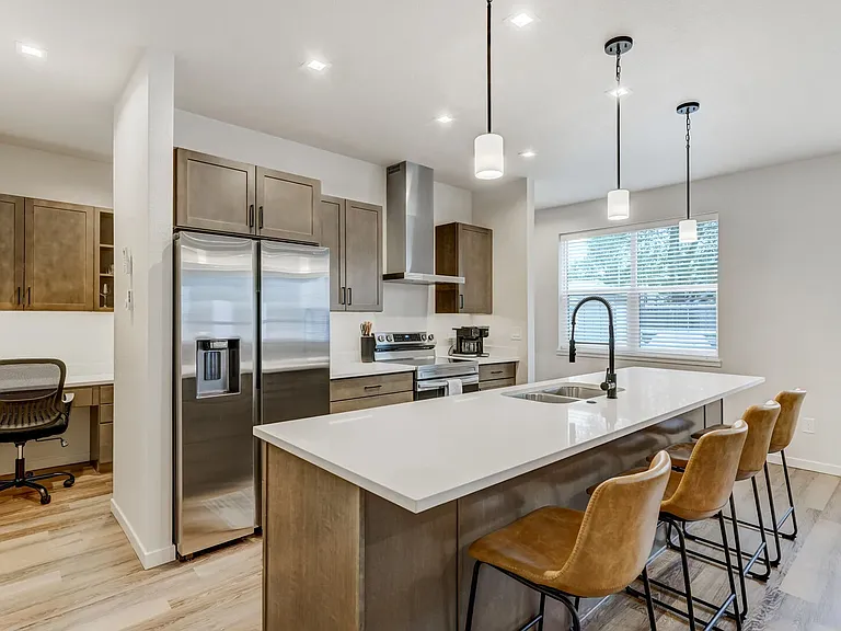 Kitchen

Make yourself at home in our fully equipped kitchen with plenty of counter space to whip up your favorite meals!