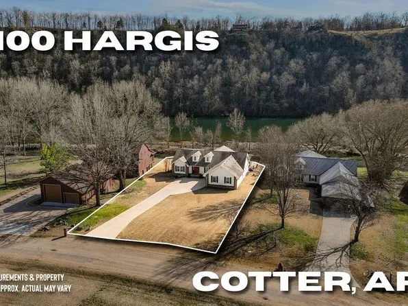 100 Hargis Pl, Cotter, AR 72626