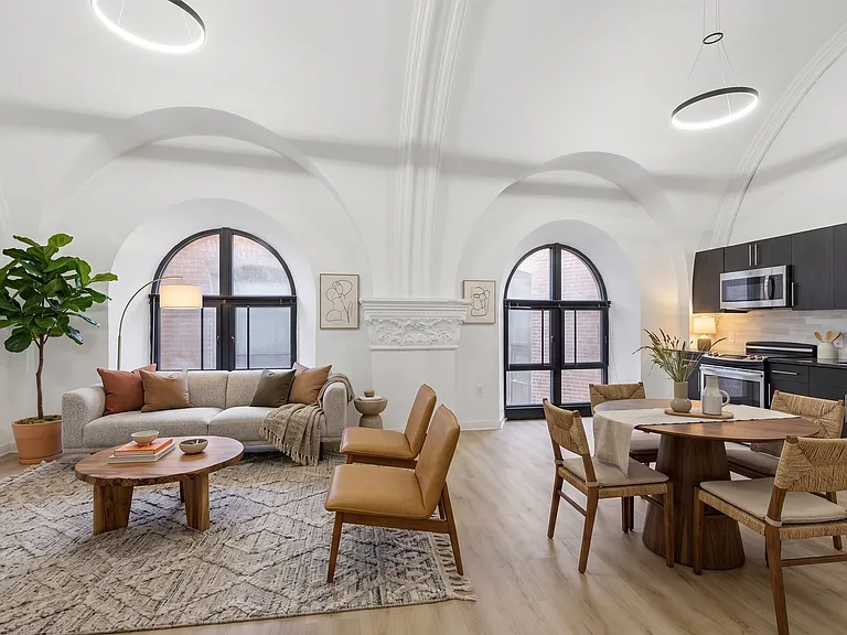 Sanctuary Lofts — Photo 34