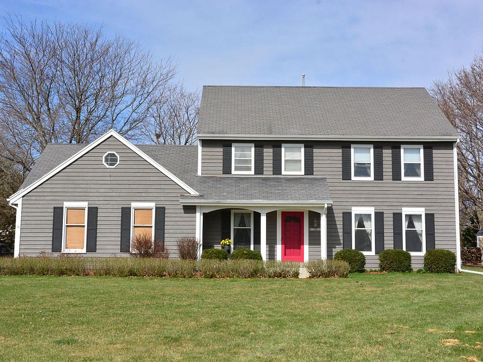 1st image of W226N2617 Oakwood Ln