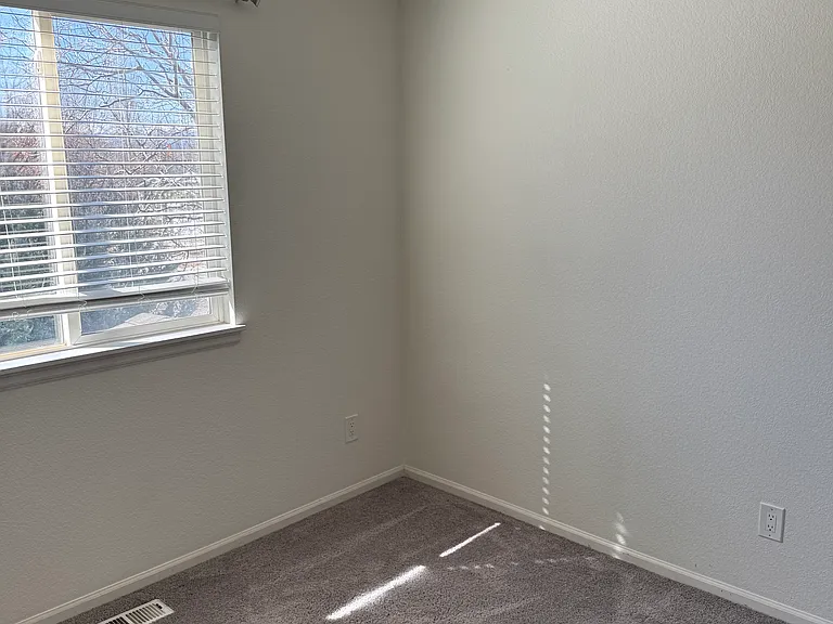 1632 Bain Dr — Photo 15