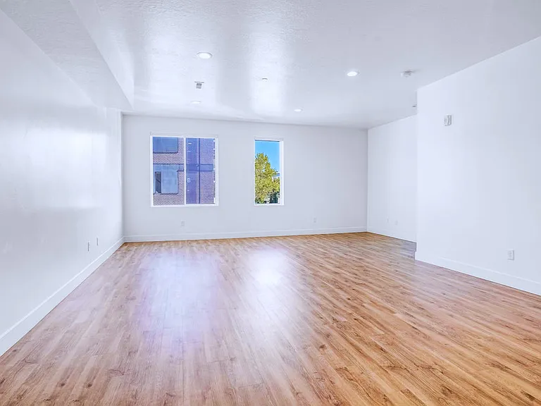 Peak Interior-3
