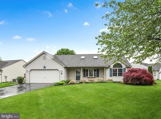 45 Springhouse Dr, Myerstown, PA 17067