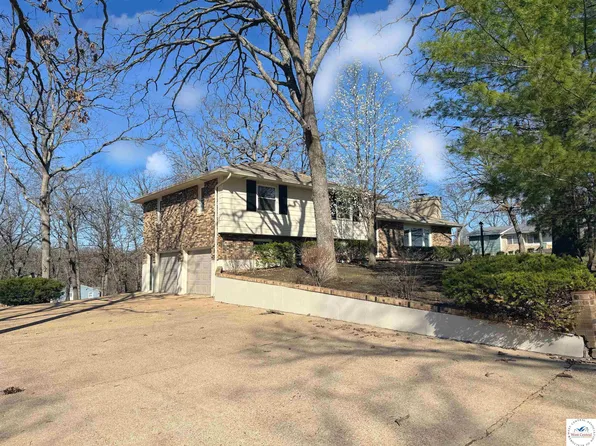 929 Elm Dr, Warsaw, MO 65355