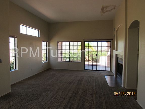 3rd image of 5450 N Via Papavero