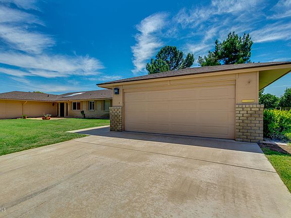 3rd image of 10410 W El Capitan Cir