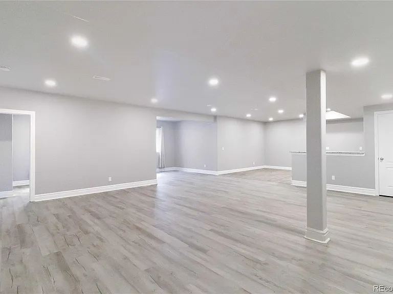 14700 Oslo Ave — Photo 21