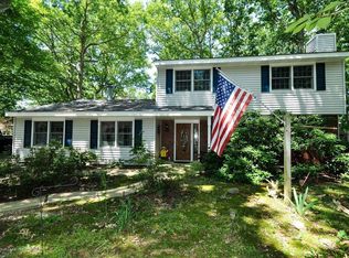 2 Easy St, Lanoka Harbor, NJ 08734
