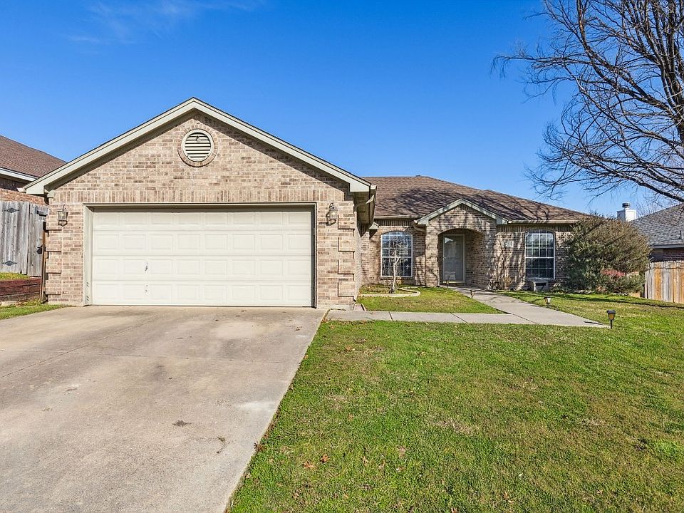 9200 Rhea Dr, White Settlement, TX 76108 Zillow