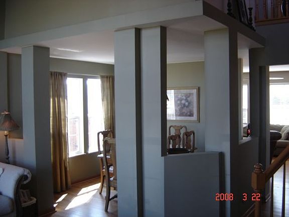 3rd image of 522 Treasure Dr