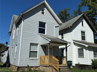 907 6th St SW, Massillon, OH