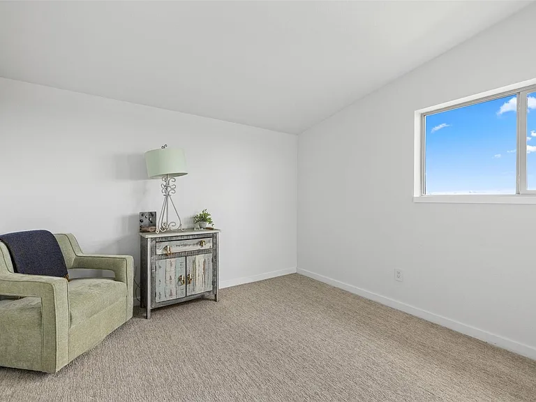 215 Mesa Vista Dr — Photo 24