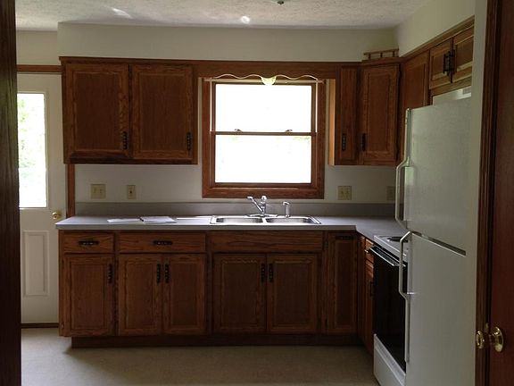 Large Eat In Kitchen