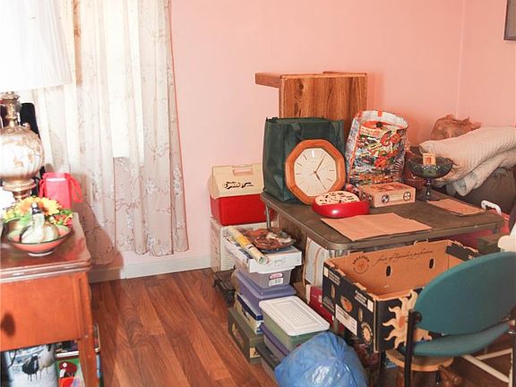 4th image of 2981 S Dahlia Street