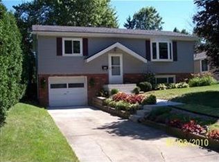 221 W Good Ave, Wadsworth, OH 44281