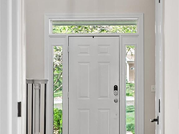 5th image of 11048 Graeser Ln