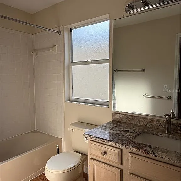 758 Burlwood St — Photo 17