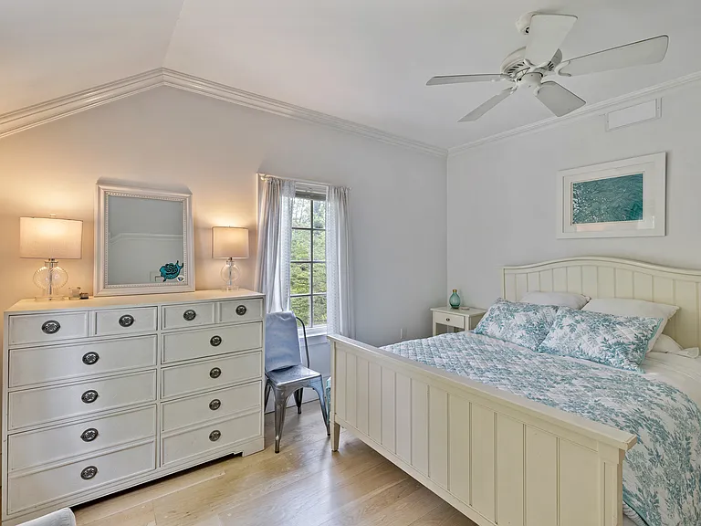 467 Laurel Rd — Photo 20