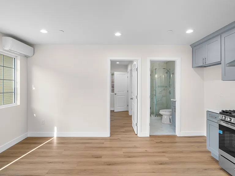2014 S Marguerita Ave — Photo 5
