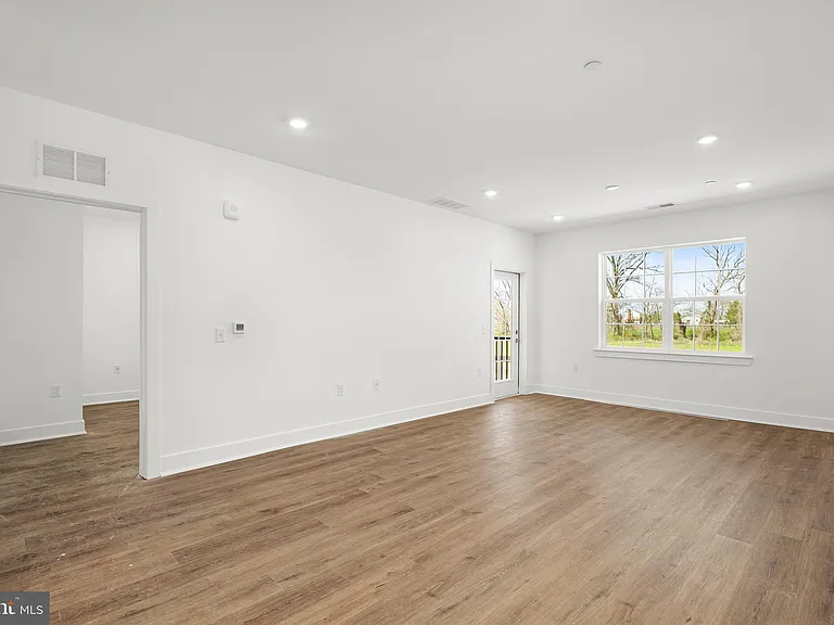 2207 Prince Hall Dr — Photo 11