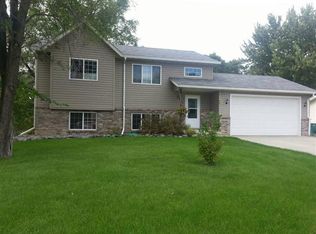 901 4th Ave E, Sartell, MN 56377