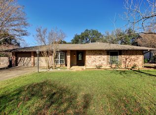 2306 Forest Bend Dr, Austin, TX 78704