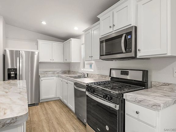 4th image of 22899 Byron Rd #92