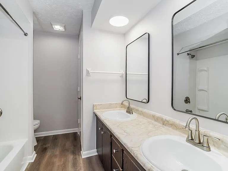 Olentangy Terrace — Photo 31