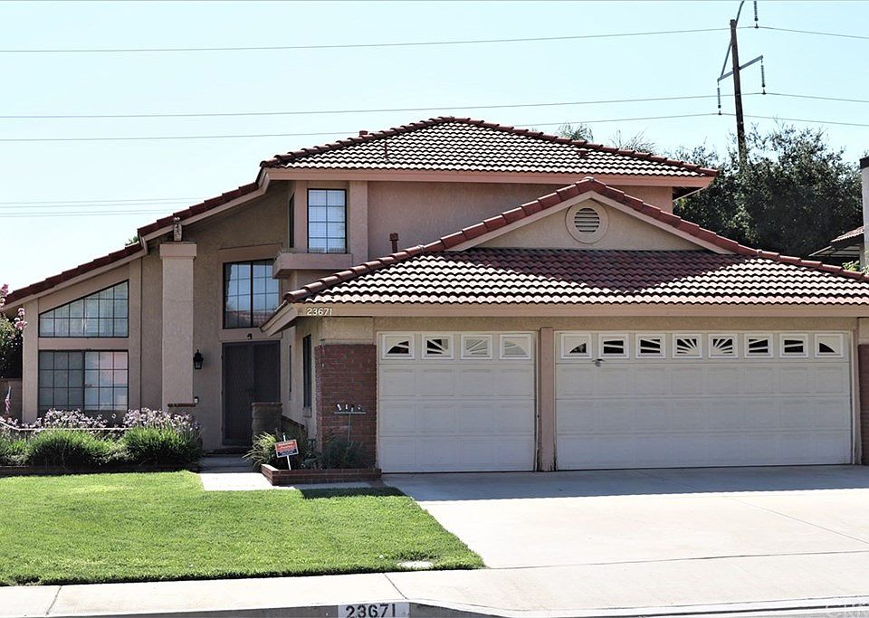 1st image of 23671 Redbark Dr