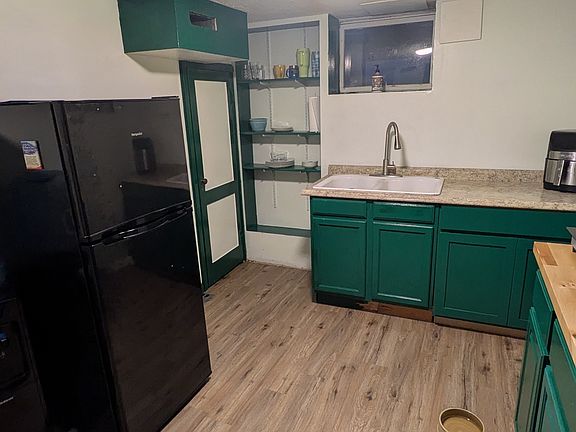 4th image of 1725 14th Ave #2