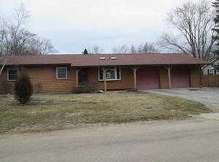 5306 May Ave, Richmond, IL 60071